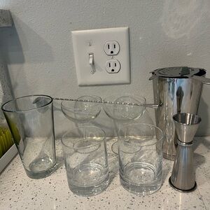 9 piece Mixology Glass & Stainless Steel Cocktail Shaker Set & bonus tray